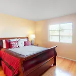 Easy Living Palm Desert