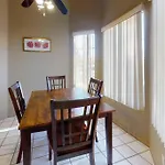 Df202 Airy 2 Bedroom Condo Overlooking The Pool
