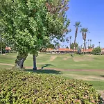 Sunny Palm Desert Pad With Patio And Pool Access!