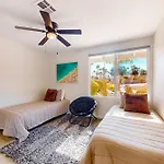 South Palm Desert Paradise