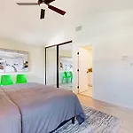 South Palm Desert Paradise