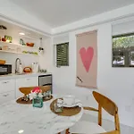 5 Blocks To El Paseo Palm Desert Casita With Pool