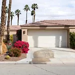 Paradise Point- Green View, Tennis, And Activity Club