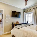 Palm Desert Townhome With Pool Access And Golf Course!