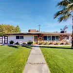 Mini Resort Is Yours Fun In The Sun With Massive Back Yard A Please Surprise Upon Arrival At Your Mini Resort