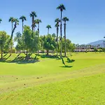 Sunny Palm Desert Escape With Resort Amenities!