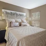 Desert Luxury At Spanish Walk