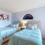 Luxury Living In The Desert