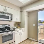 Luxe Desert Falls Country Club Condo With Mtn Views!