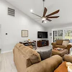 Luxurious Fairway Condo Resort Country Club