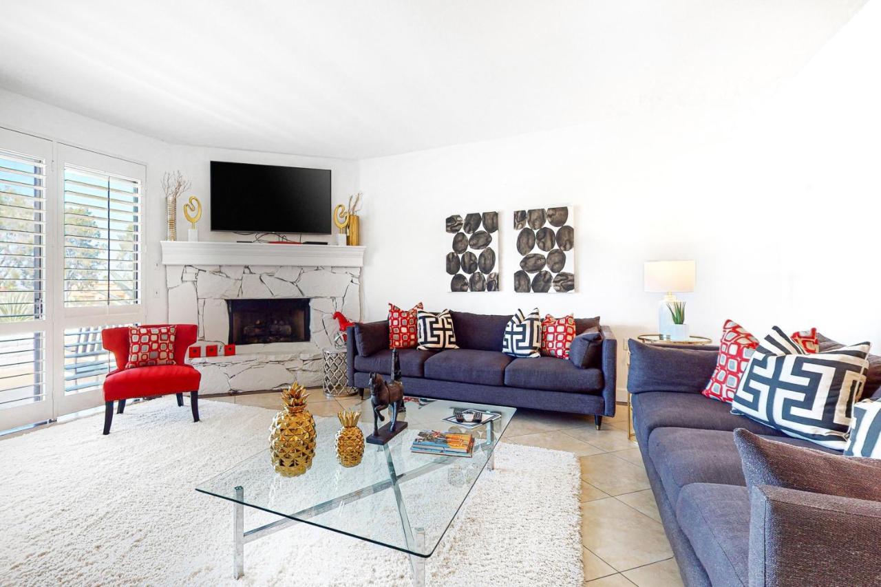 El Paseo Modern Holiday home