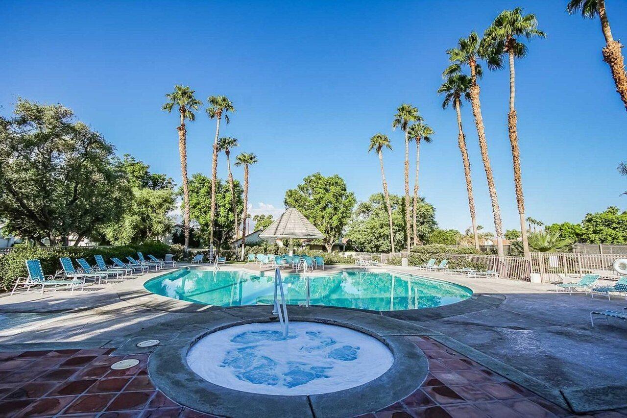 Resort Desert Breezes 3*