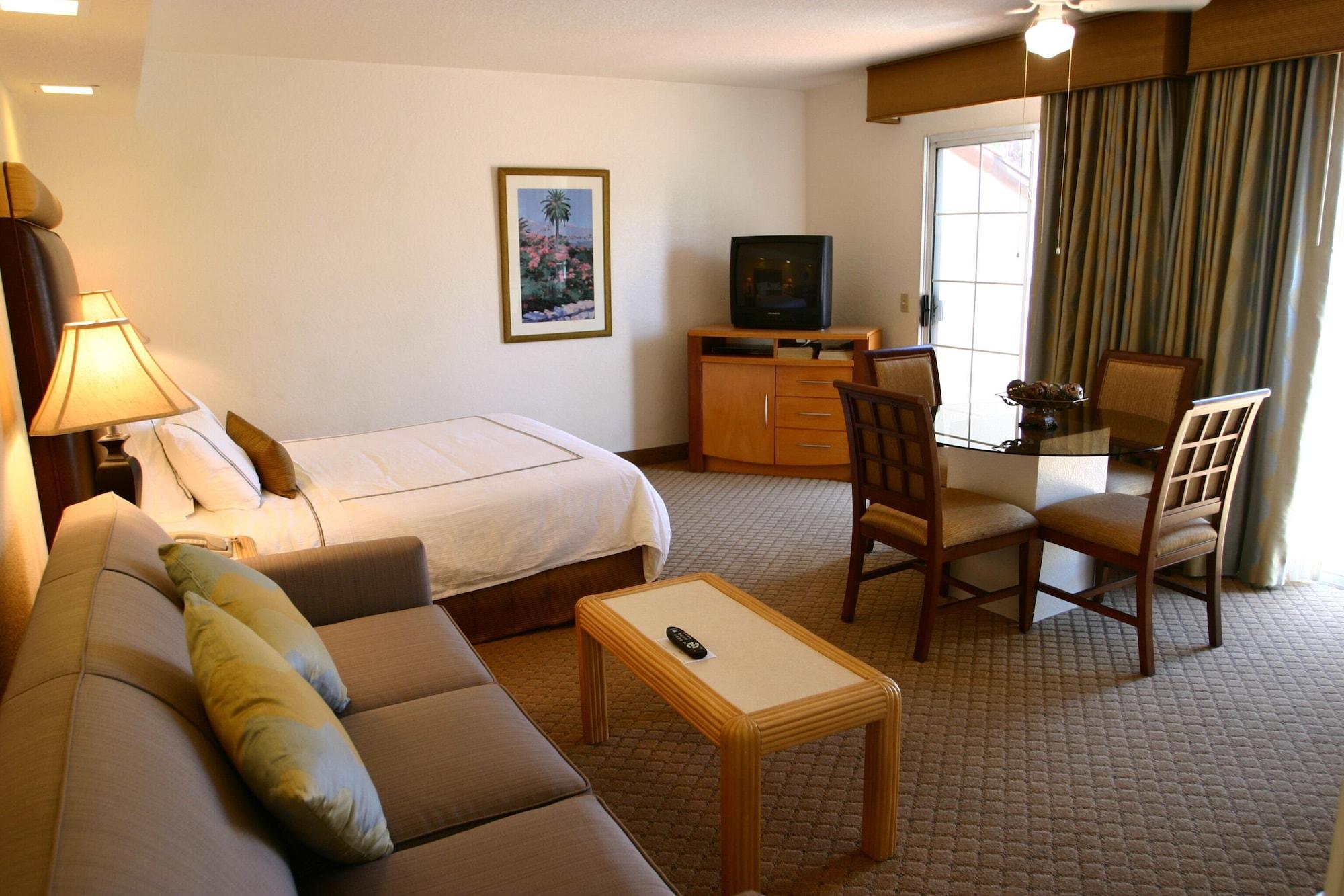 Desert Breezes Resort 3*