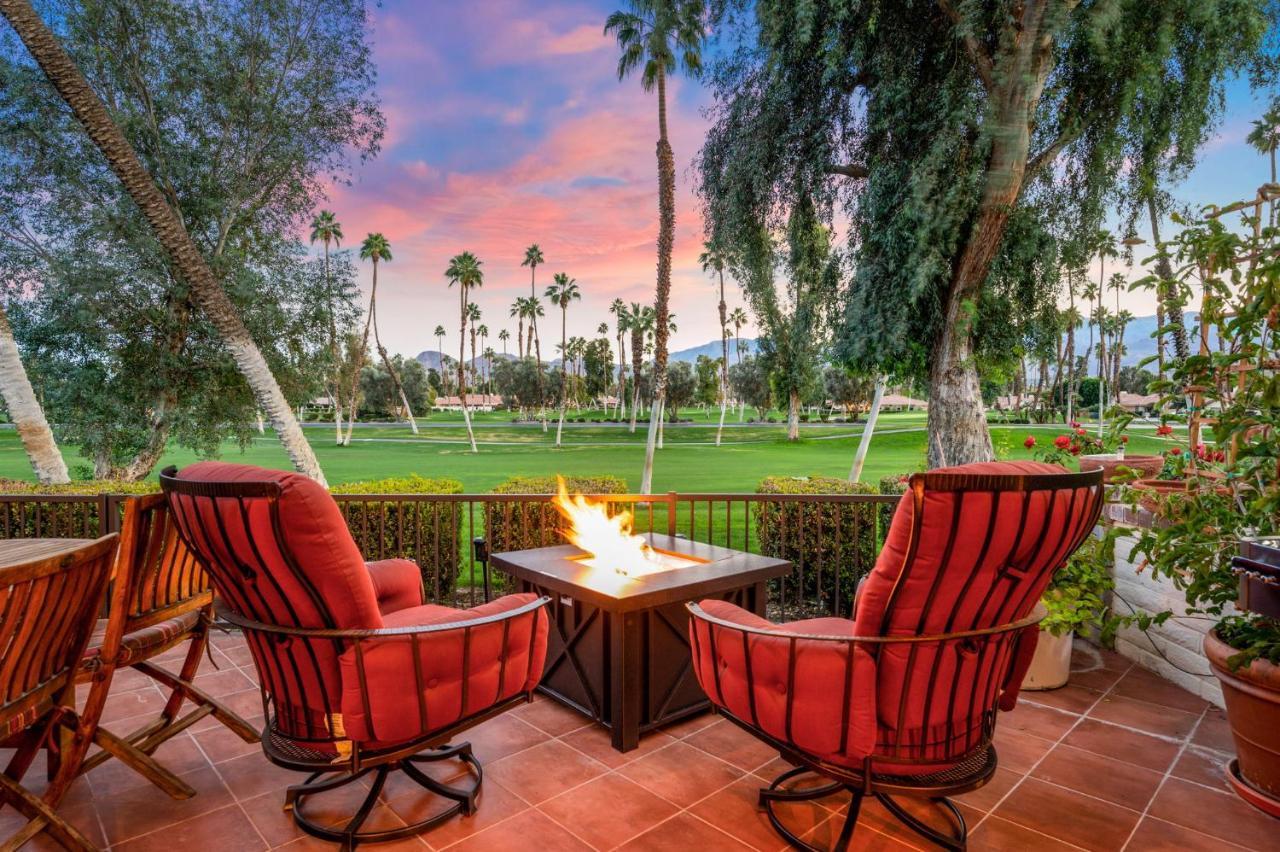 Holiday home Spectacular With Private Golf Privileges Includes Golf Cart On Monterey Country Club !! Palm Desert