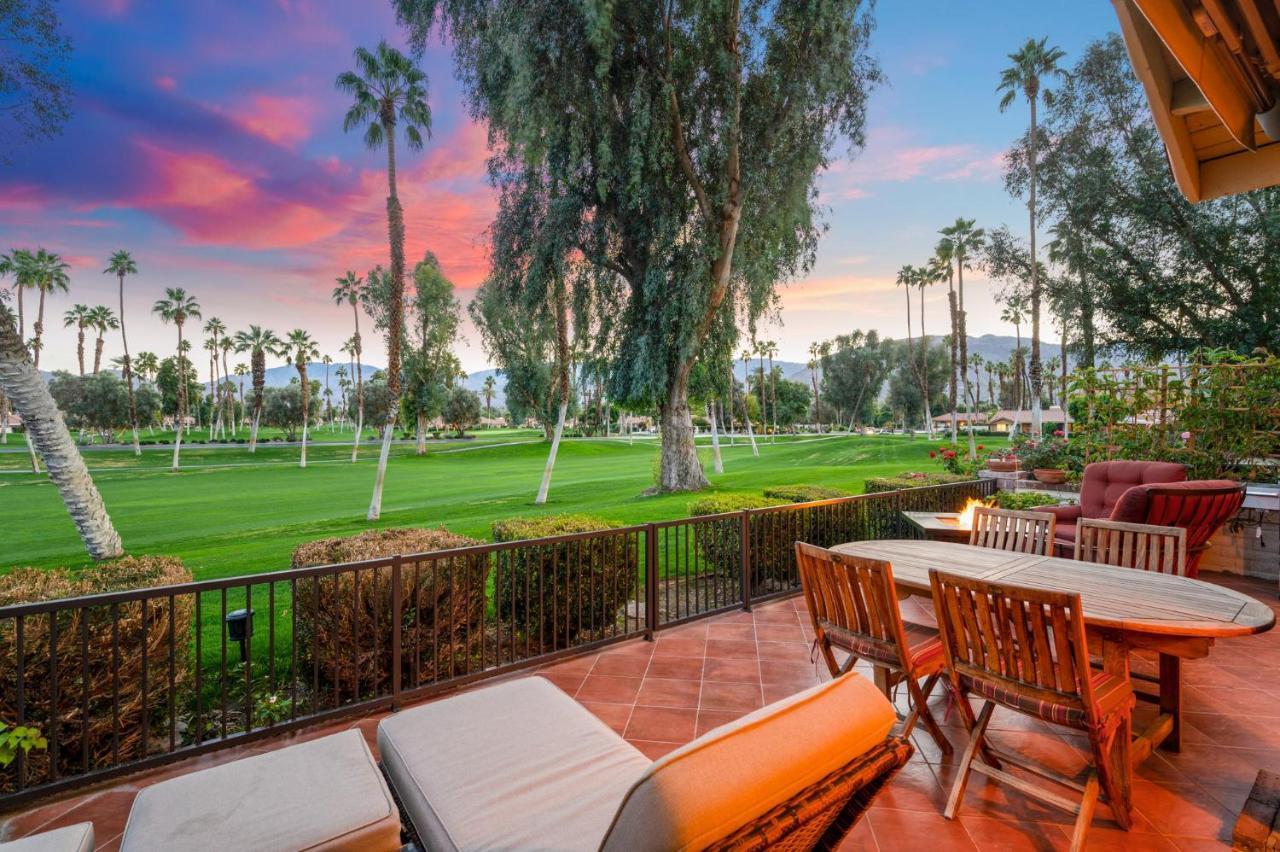 Spectacular With Private Golf Privileges Includes Golf Cart On Monterey Country Club !! Holiday home