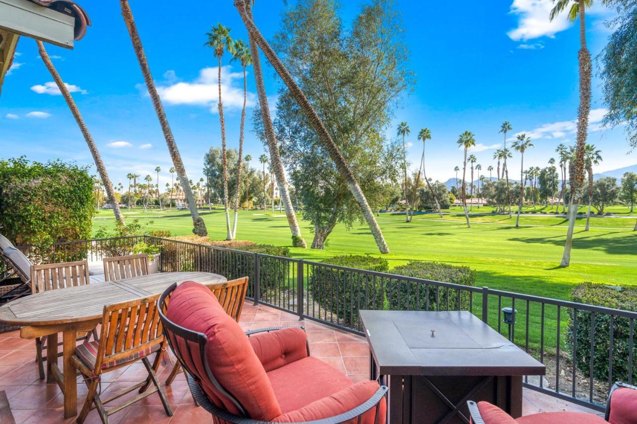Spectacular With Private Golf Privileges Includes Golf Cart On Monterey Country Club !! Holiday home *