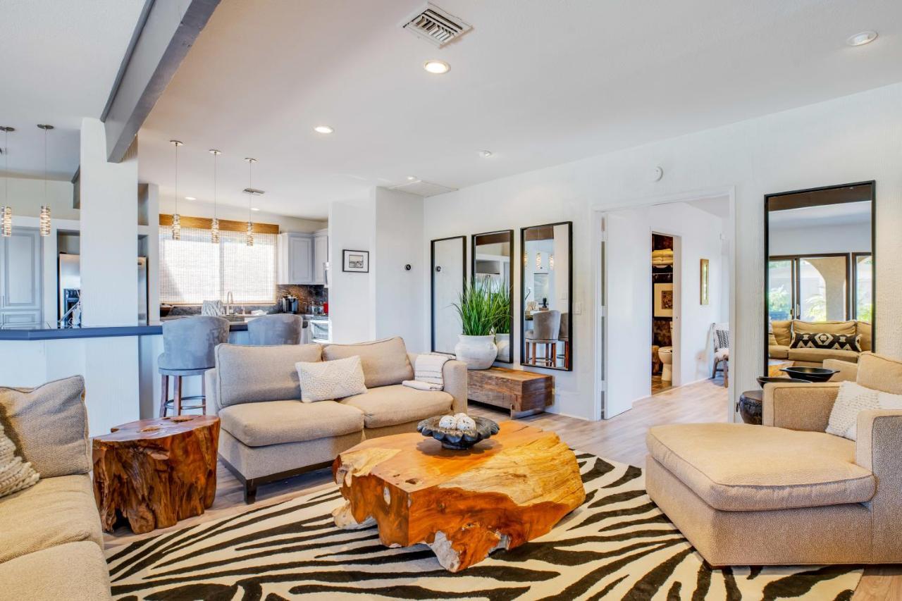 Cliff House - El Paseo Retreat With Amazing Views Of Lights *