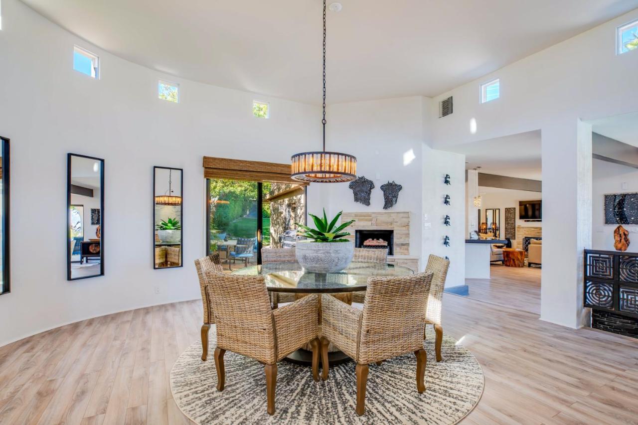 Holiday home Cliff House - El Paseo Retreat With Amazing Views Of Lights