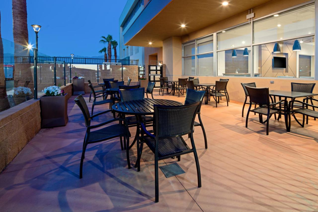 Express & - Millennium By Ihg Hotel Palm Desert