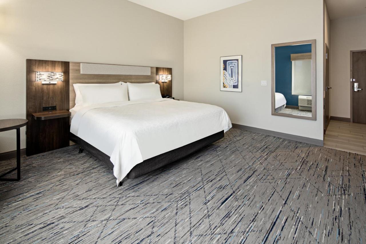Express & - Millennium By Ihg Hotel 3*