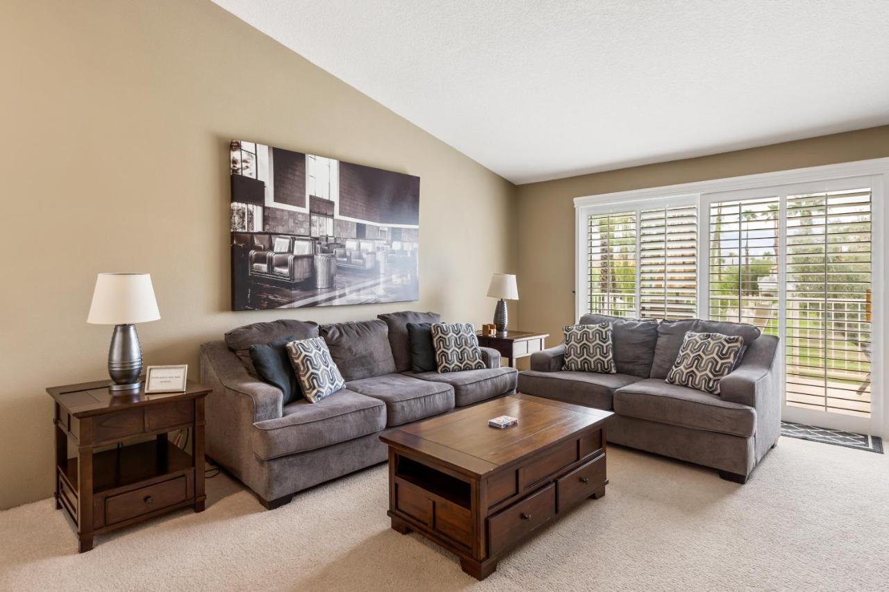 Paradise, Golf Course 2bed 2bath *
