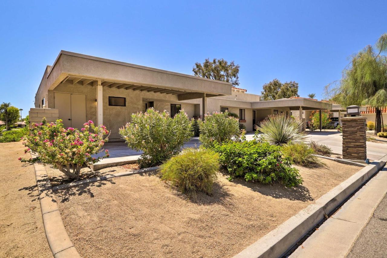 With Grill And Amenities! Holiday home Palm Desert