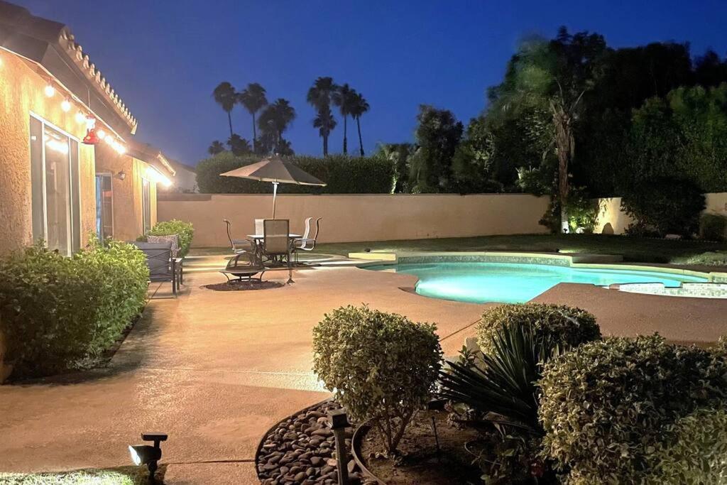 New Desert Oasis!! 3 Bedrooms, 1 Studio, 2 1/2 Bathrooms, Pool, And Gorgeous Backyard!! Palm Desert