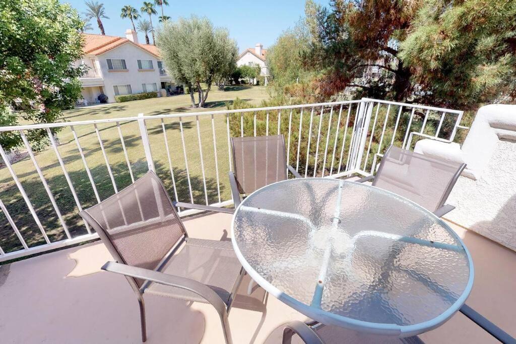 Holiday home Df202 Airy 2 Bedroom Overlooking The Pool Palm Desert