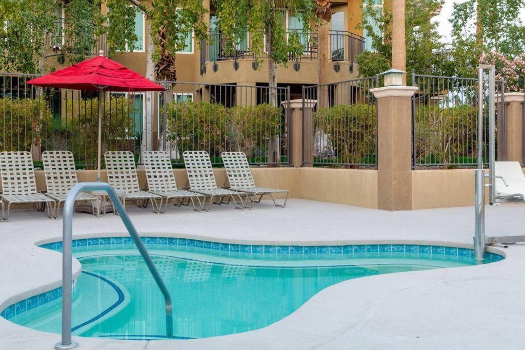 Large Studio In Marriott's Desert Springs Apartment
