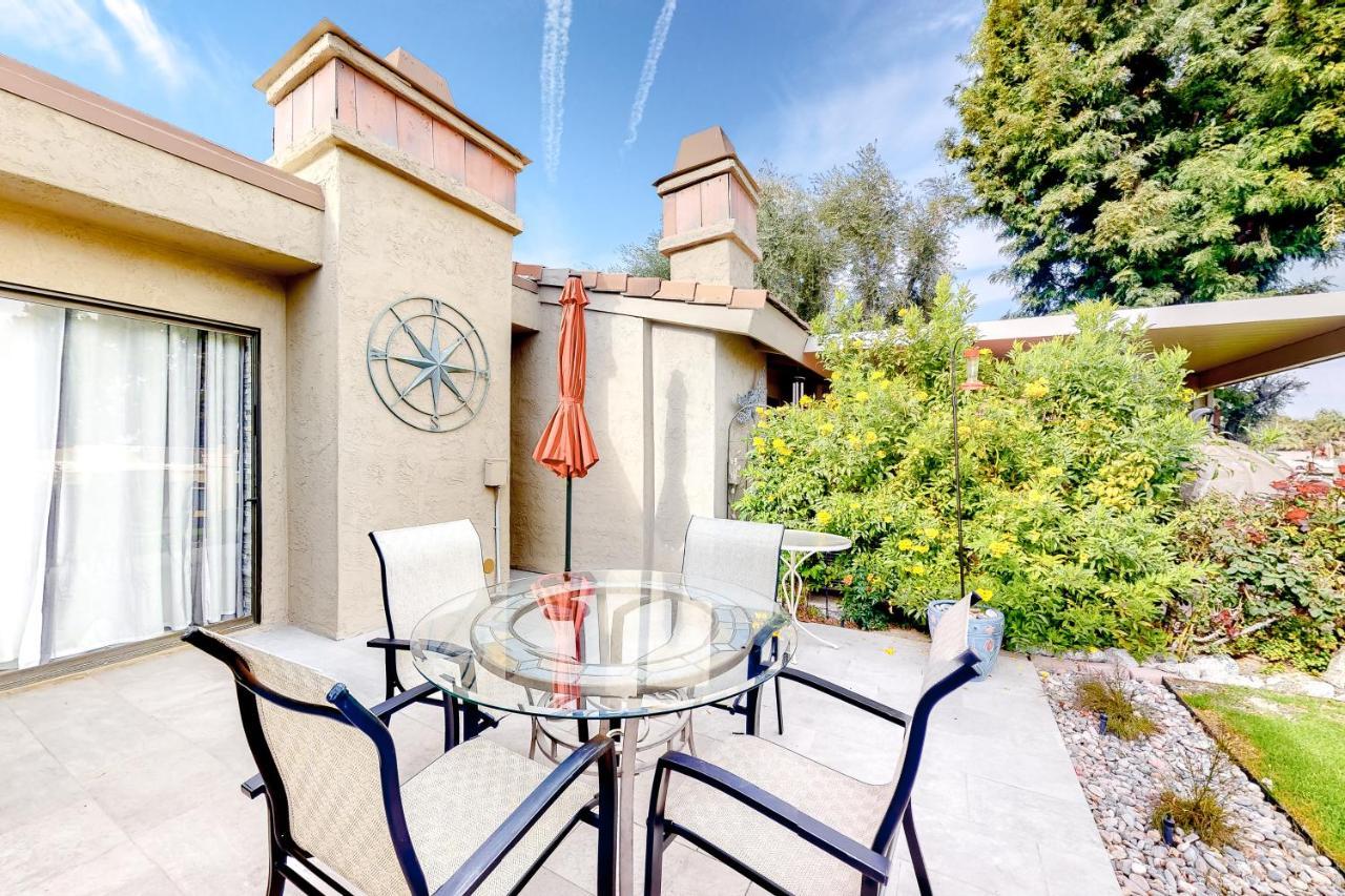 Rolling Knoll Charm Palm Desert