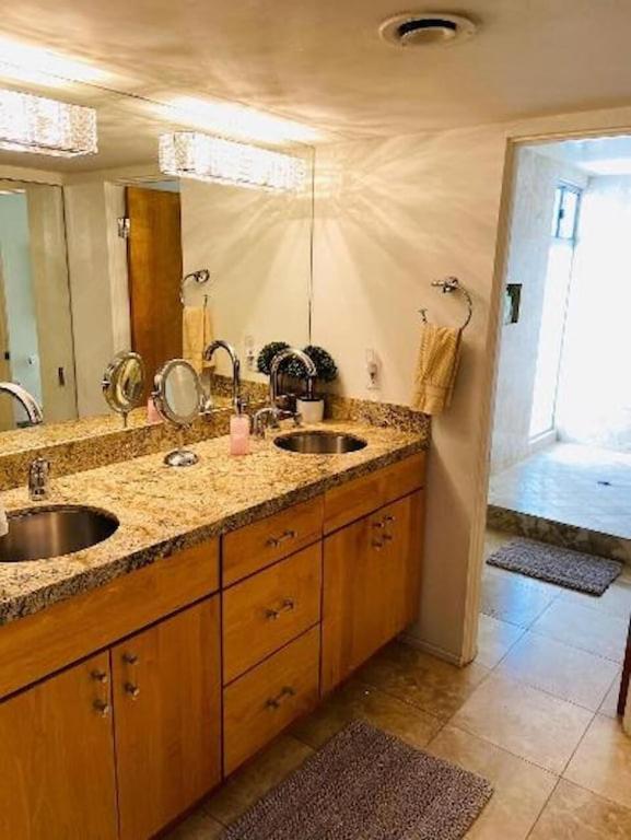 Holiday home Spectacular Luxury 3000 Square Ft House On 1/3 Of Acre *