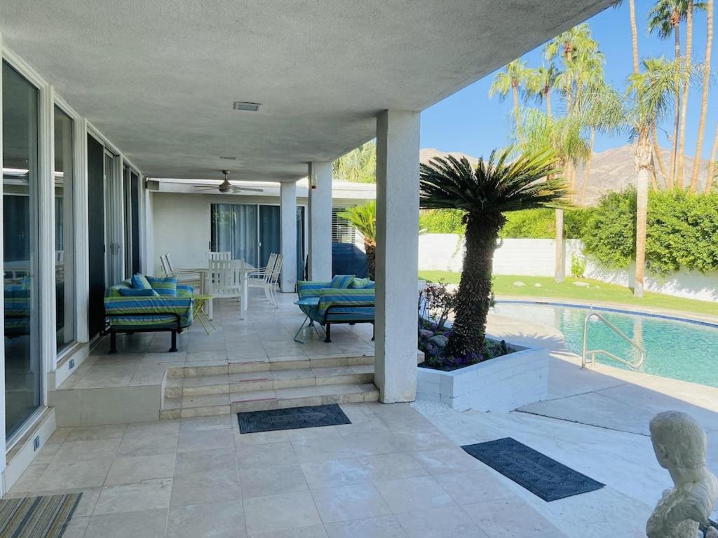 Spectacular Luxury 3000 Square Ft House On 1/3 Of Acre Holiday home Palm Desert