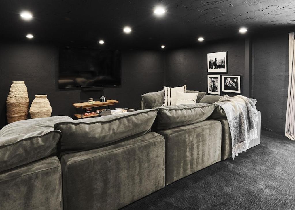 Television Host And Designer Bobby Berk Invites To His Desert Oasis Holiday home