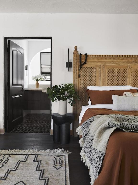 Television Host And Designer Bobby Berk Invites To His Desert Oasis Holiday home