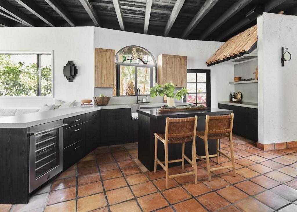 Television Host And Designer Bobby Berk Invites To His Desert Oasis Holiday home *