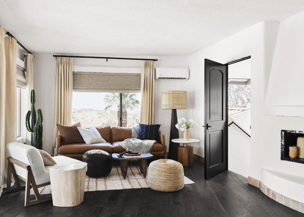 Holiday home Television Host And Designer Bobby Berk Invites To His Desert Oasis Palm Desert