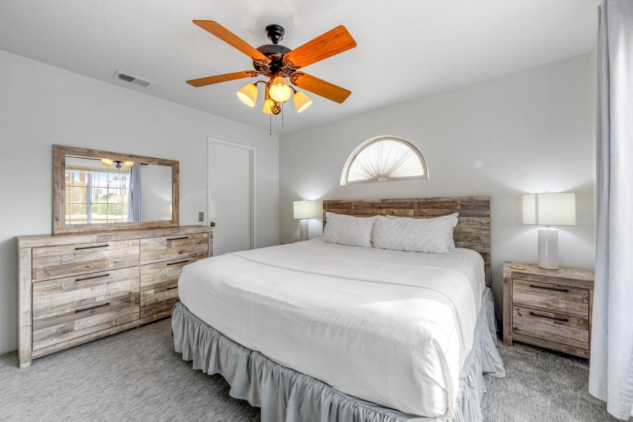 Apartment Royale Retreat Permit# Str2022-0239 *