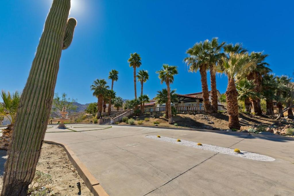 Big Horn Desert Estate Luxury Smarthome - Amazing Pool & Game Room! *