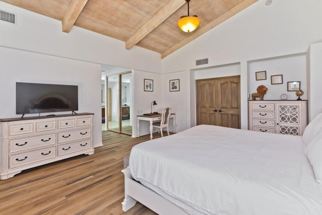 Big Horn Desert Estate Luxury Smarthome - Amazing Pool & Game Room! Villa *