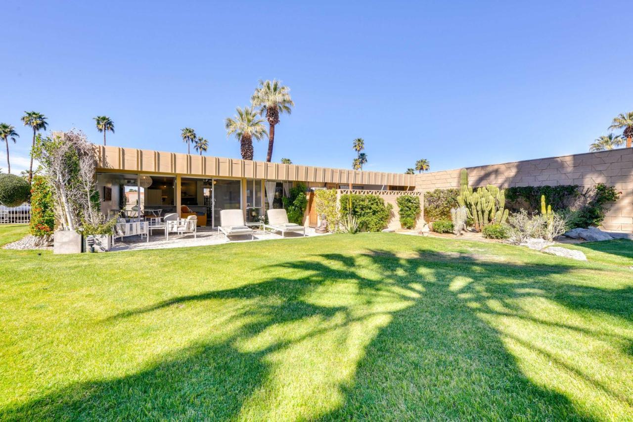 Modern Vacation Near El Paseo!