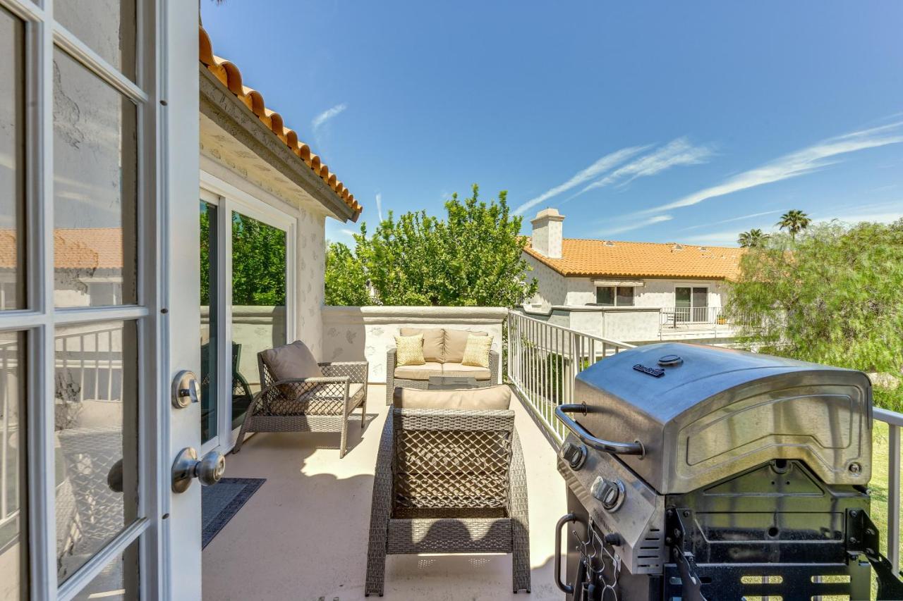 Newly Renovated Community Pool! Apartment Palm Desert