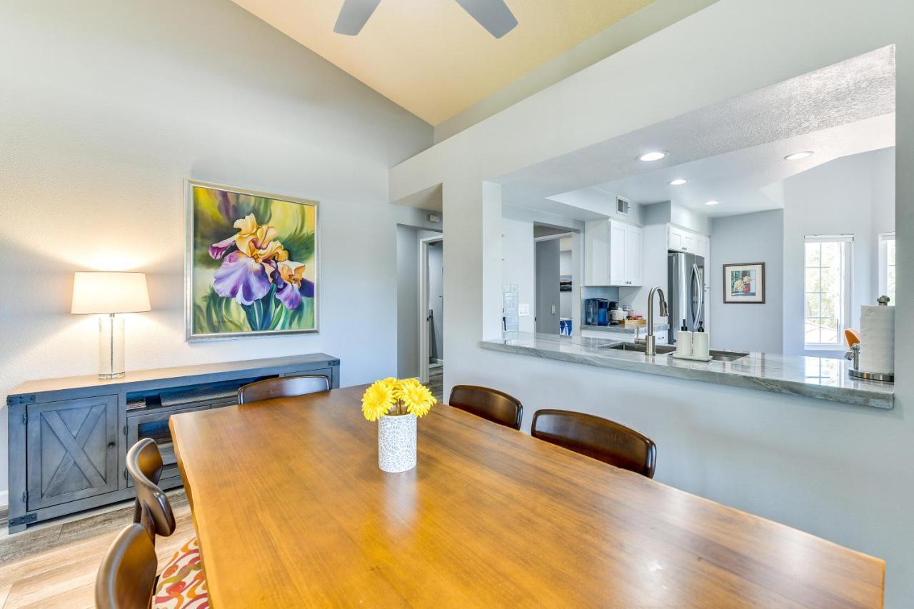 Apartment Newly Renovated Community Pool!