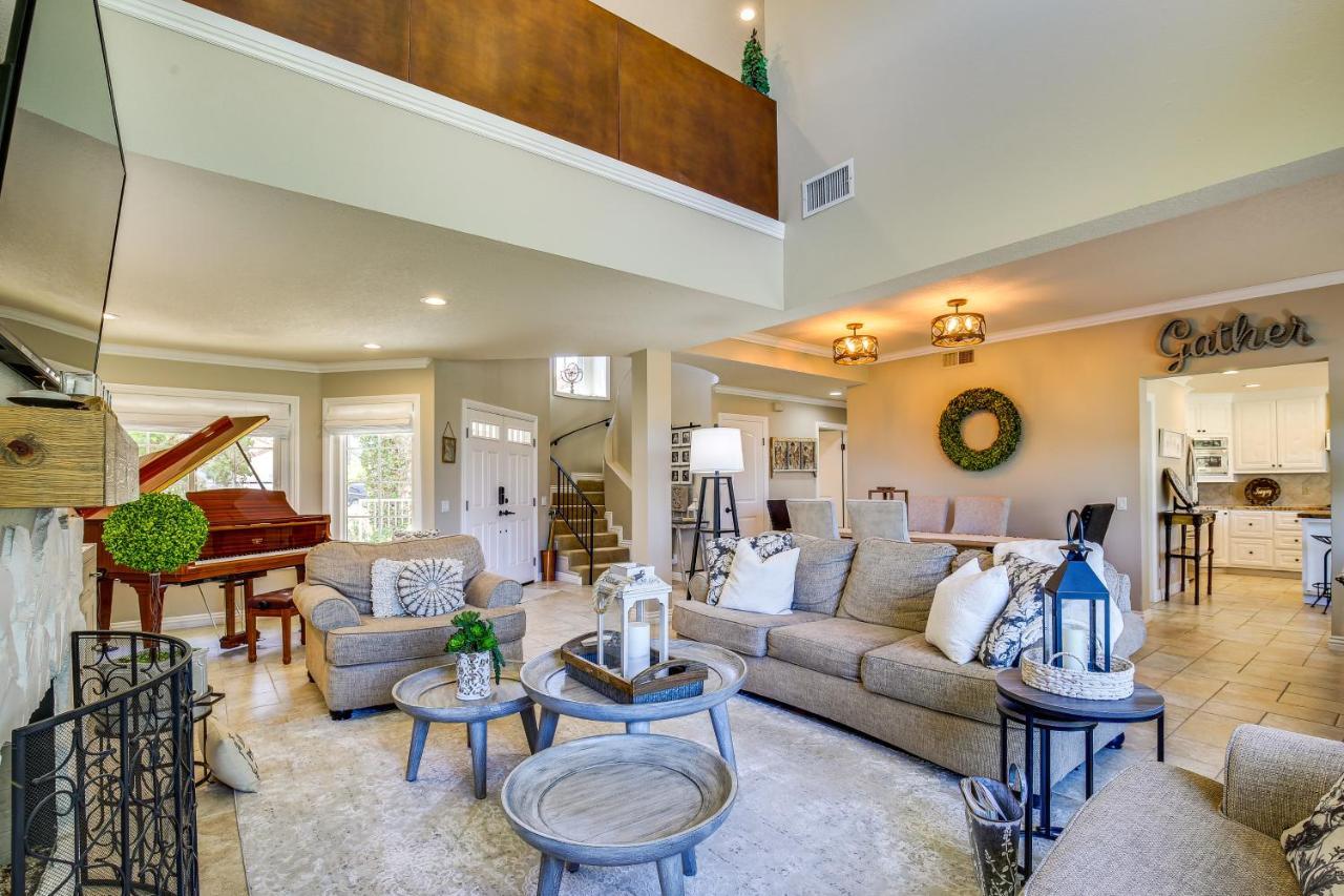Townhome With Pool Access And Golf Course! Palm Desert