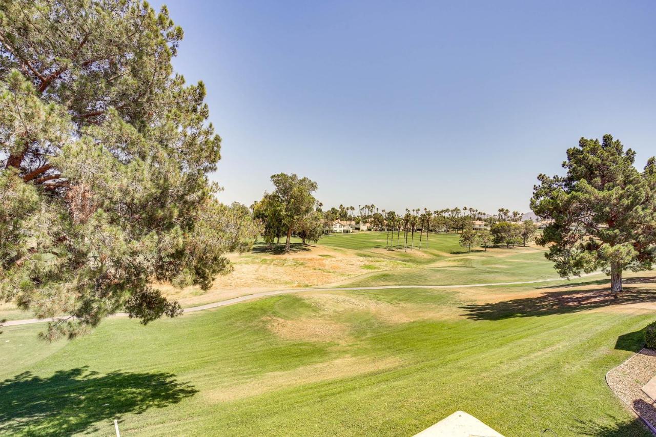 Townhome With Pool Access And Golf Course! Holiday home Palm Desert
