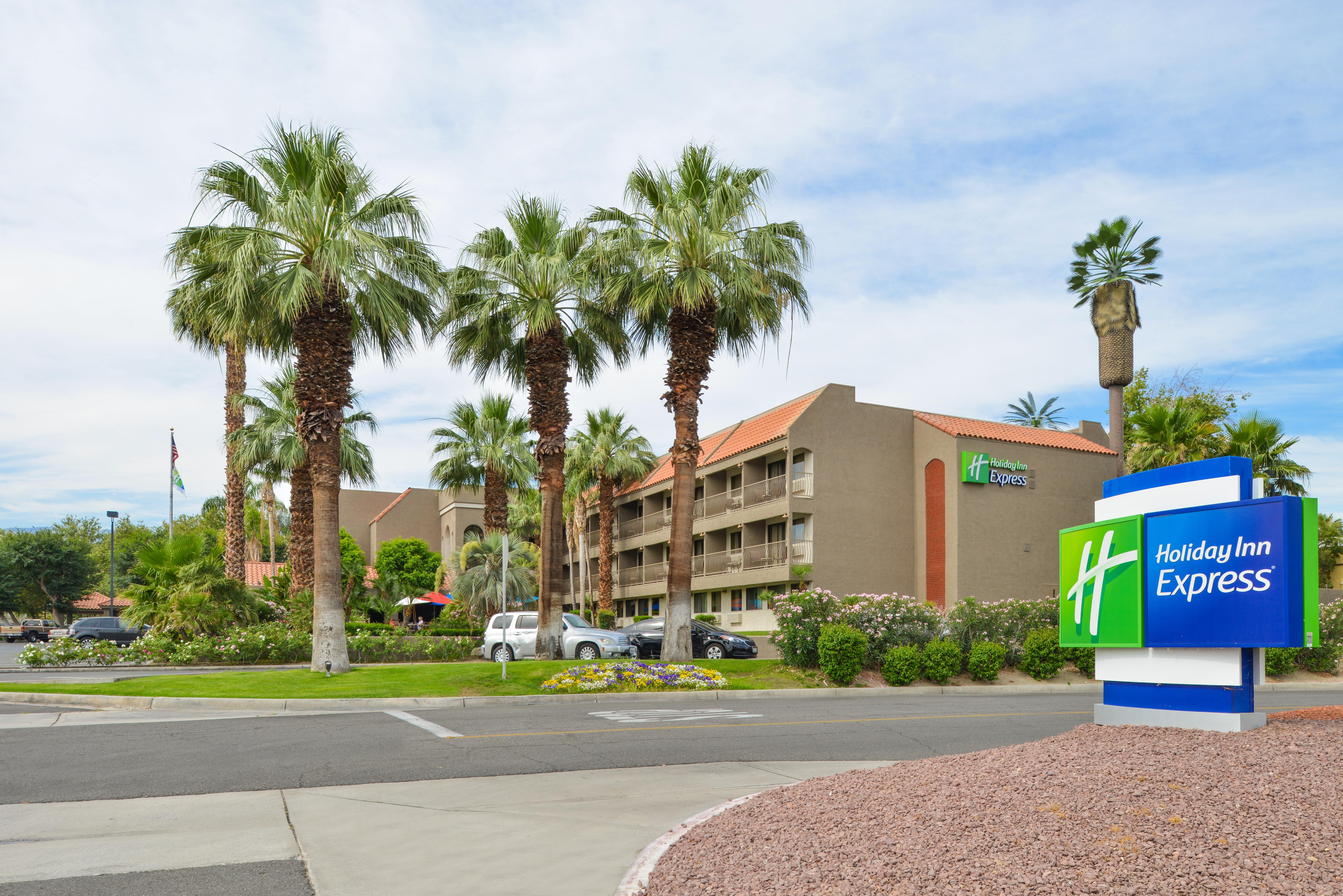 Express By Ihg 2* Palm Desert