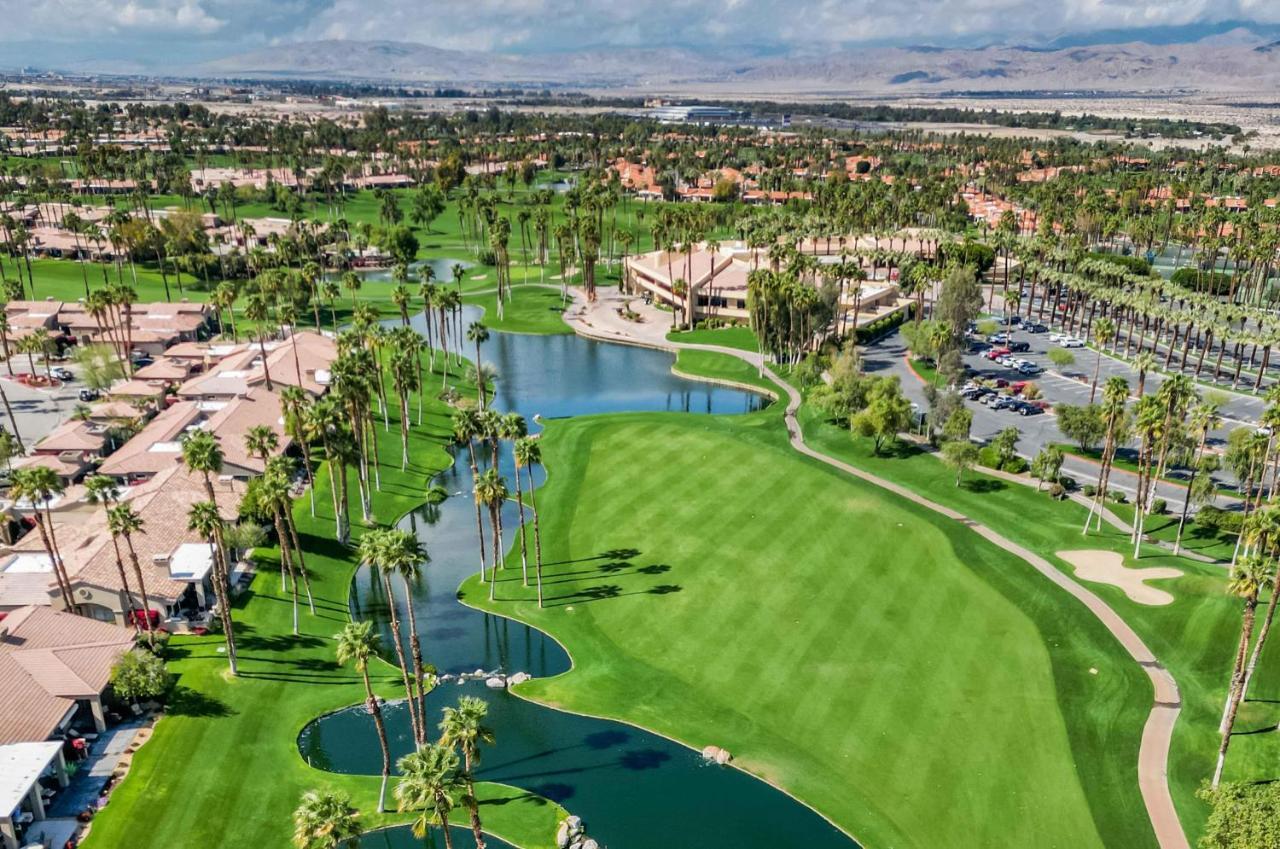 Holiday home V3872 - Holly House Palm Desert