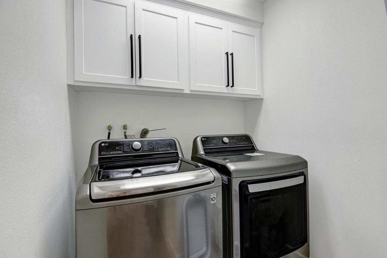 Dl882 - Desert Falls Poolside Escape Holiday home *