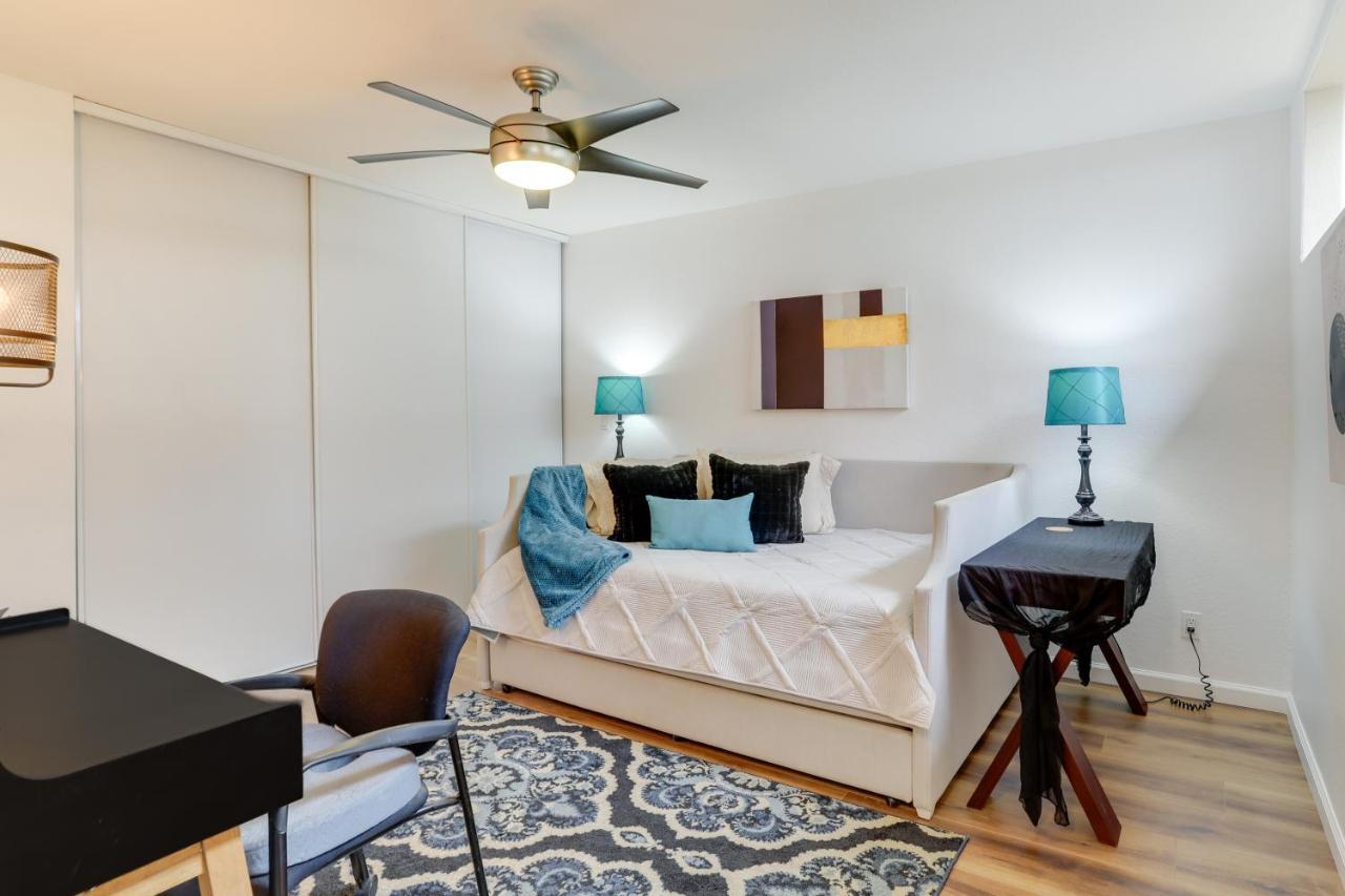 With Golf Course And Pool Access! Apartment Palm Desert