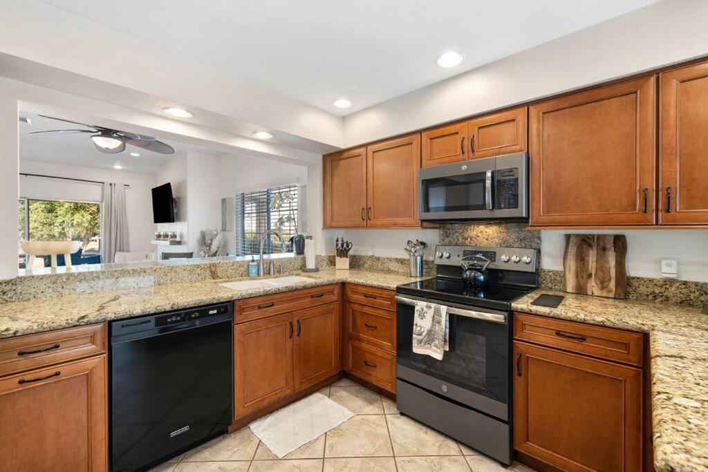 Apartment Sweet W/ Amenities *