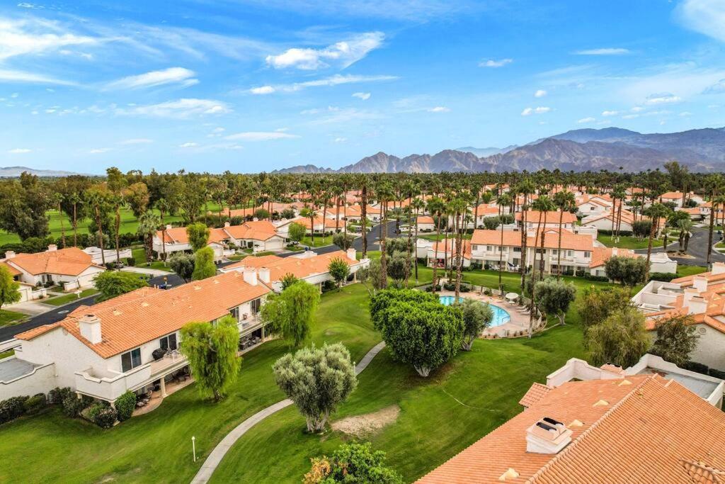 Desert Falls Diamond - Pool, Spa, Golf, Views! *
